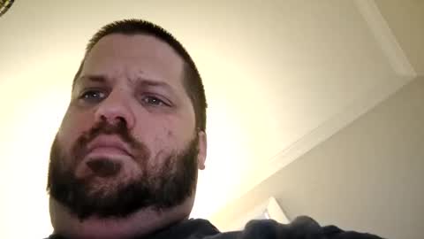 handsomedaddy198923 online show from September 20, 8:54 pm