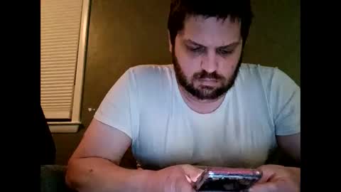 handsomedaddy198923 online show from November 18, 7:57 am