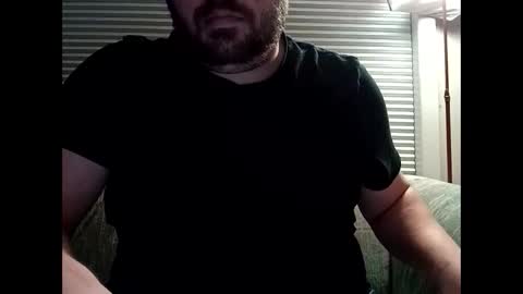 handsomedaddy198923 online show from November 24, 5:18 am