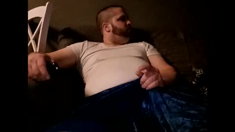 Handsomedaddy198923 online show from March 2, 7:59 am