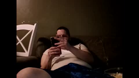 Handsomedaddy198923 online show from March 20, 7:35 am