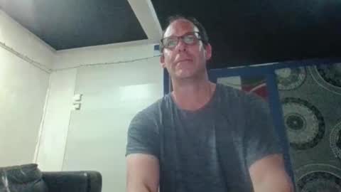 handsomeguy4ever online show from May 6, 7:41 pm
