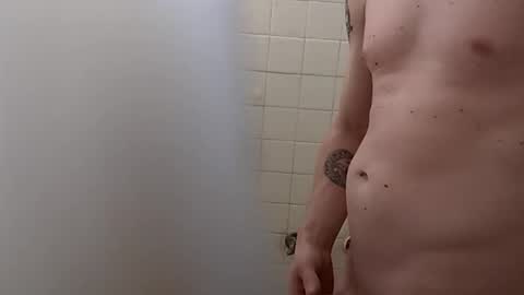 handsomerob42 online show from November 23, 10:42 pm