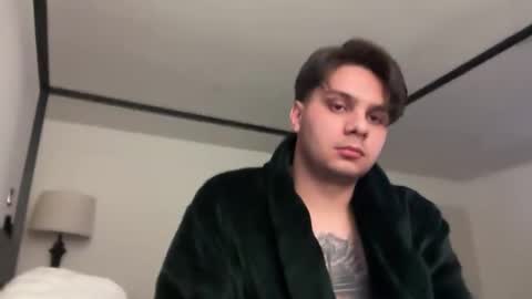 handsomhardcock online show from April 4, 6:22 am