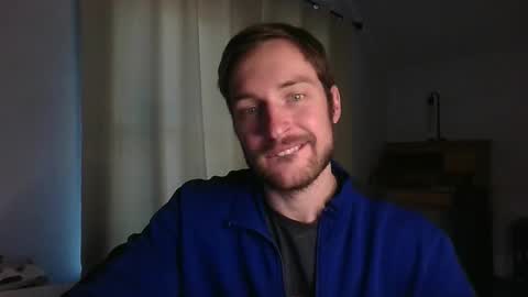 handsumhung online show from December 15, 5:28 pm