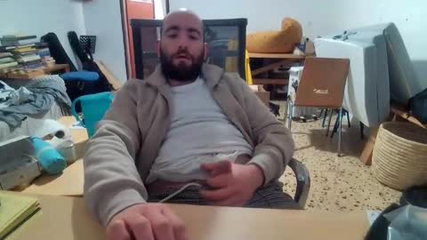 handyboy991 online show from March 29, 3:34 pm