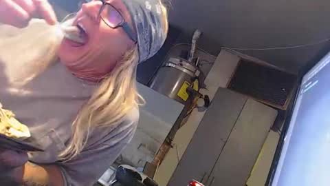 Handystudman online show from November 7, 10:48 am