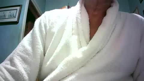 handymanforyou177322 online show from June 15, 9:28 pm