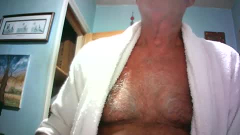 handymanforyou177322 online show from July 26, 9:32 pm