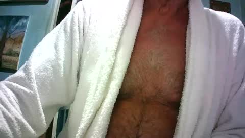 handymanforyou177322 online show from July 30, 10:53 pm