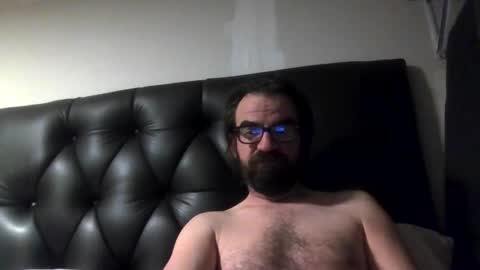 Snapshot of handywoody chatting on April 8, 10:37 am handywoody online show from April 8, 10:37 am