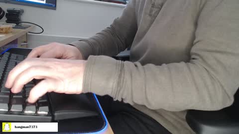 Snapshot of hangman73 chatting on January 9, 1:56 pm Hangman online show from January 9, 1:56 pm