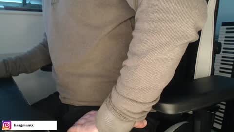 Snapshot of hangman73 chatting on January 23, 10:32 am Hangman online show from January 23, 10:32 am