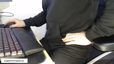 Snapshot of hangman73 chatting on January 29, 4:41 pm Hangman online show from January 29, 4:41 pm