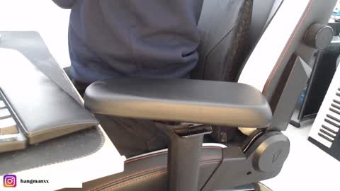 Snapshot of hangman73 chatting on February 6, 12:48 pm Hangman online show from February 6, 12:48 pm