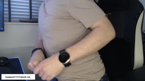 Snapshot of hangman73 chatting on February 7, 12:28 pm Hangman online show from February 7, 12:28 pm