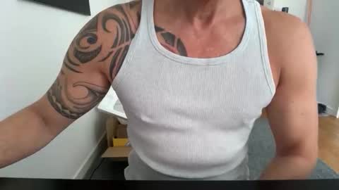 hanky online show from November 30, 9:35 am