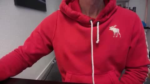 hanky online show from February 9, 10:08 am