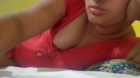 Snapshot of hann675654 chatting on October 19, 8:42 pm Hann675654 online show from October 19, 8:42 pm