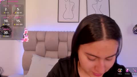 Snapshot of hanna__evans_ chatting on March 3, 12:00 pm hanna__evans_ online show from March 3, 12:00 pm