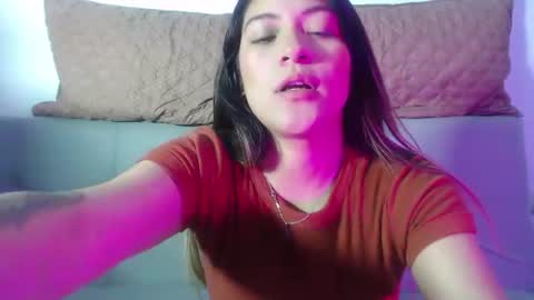 Hanna  online show from July 31, 11:48 pm