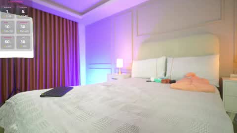 Snapshot of hanna__w chatting on October 19, 3:07 am hanna online show from October 19, 3:07 am