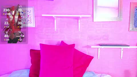  hanna  online show from June 14, 3:19 am