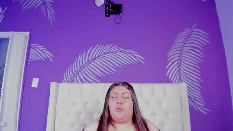 hanna_baker__ online show from March 16, 7:18 pm