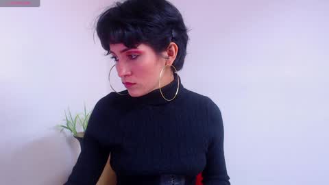 Sara online show from January 2, 3:19 pm