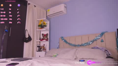 HANNA  online show from December 12, 3:54 am