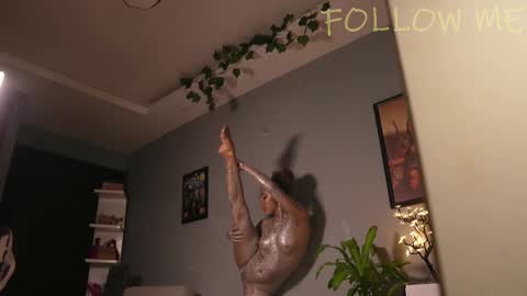 HANNA  online show from September 24, 11:08 pm