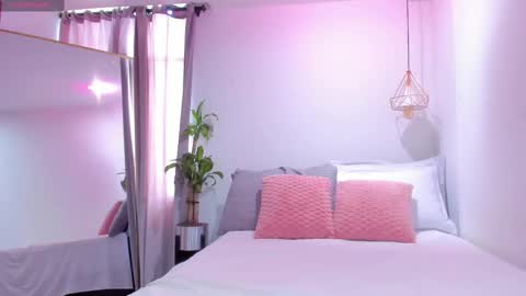 Snapshot of hanna_cupper chatting on March 4, 1:06 pm Hanna online show from March 4, 1:06 pm