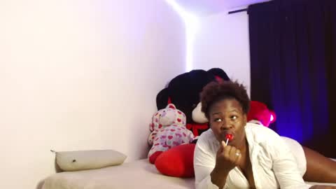 Snapshot of hanna_ebony_x chatting on May 30, 3:03 am HANNA 3 online show from May 30, 3:03 am