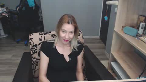 hanna_ha online show from March 5, 8:00 pm