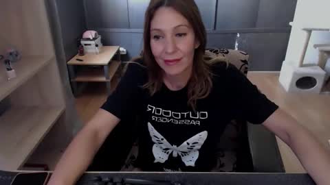 Snapshot of hanna_ha chatting on May 29, 10:57 am hanna_ha online show from May 29, 10:57 am