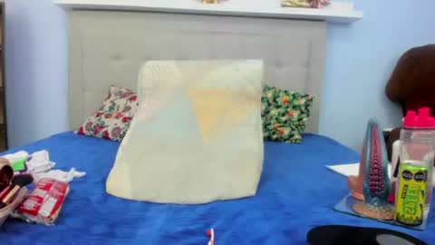 hanna_hornyx20 online show from July 5, 12:39 am