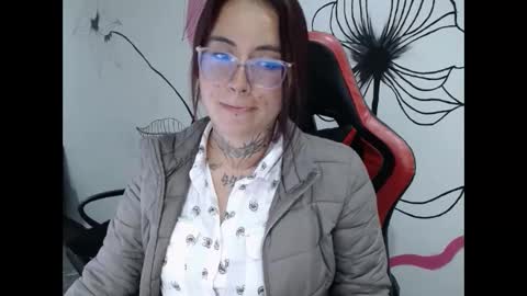 Snapshot of hanna_hot77 chatting on May 19, 10:27 pm mara online show from May 19, 10:27 pm