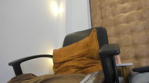 Snapshot of hanna_jadidi chatting on January 27, 6:41 am Hanna online show from January 27, 6:41 am