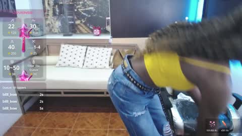 hanna_lamber online show from December 3, 12:06 pm