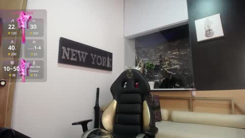 hanna_lamber online show from December 29, 2:17 am