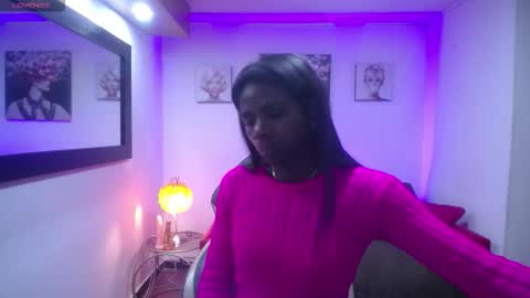 hanna_lamber online show from September 13, 10:37 am