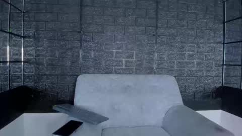 Hanna lens online show from October 17, 6:54 pm