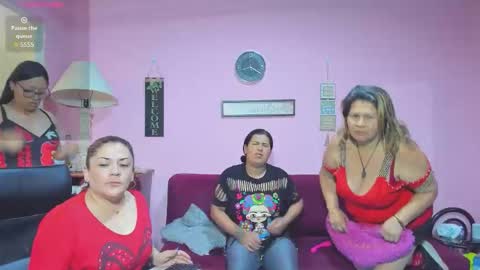 Snapshot of hanna_mature01 chatting on October 3, 1:19 pm Hanna online show from October 3, 1:19 pm