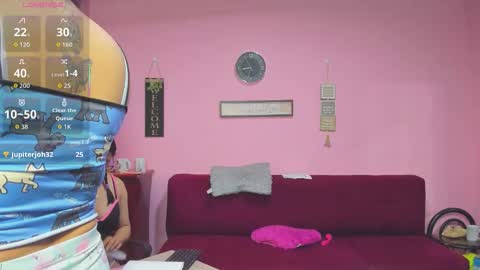 Snapshot of hanna_mature01 chatting on October 4, 1:31 pm Hanna online show from October 4, 1:31 pm