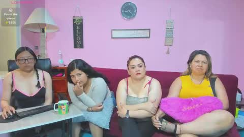 Snapshot of hanna_mature01 chatting on October 10, 1:21 pm Hanna online show from October 10, 1:21 pm