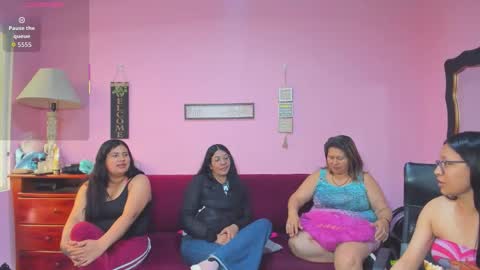 Snapshot of hanna_mature01 chatting on November 12, 1:00 pm Hanna online show from November 12, 1:00 pm