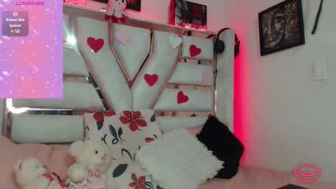 hanna_plum online show from September 25, 1:20 am