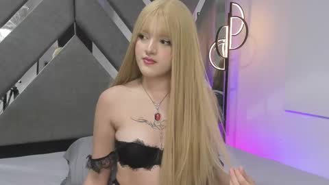 hanna online show from March 28, 1:33 pm