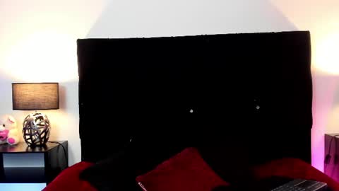 hanna_vell11 online show from July 28, 2:18 am