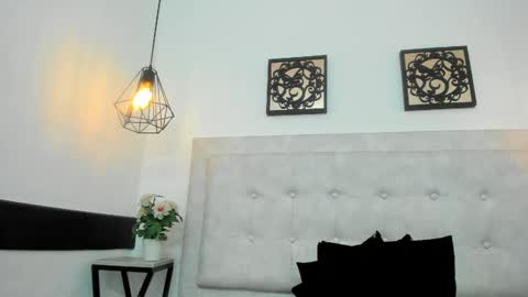 Hanna online show from January 14, 1:26 am